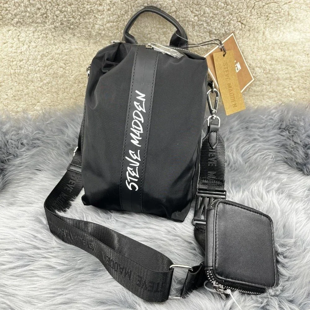Steve Madden Tik Tok Viral Airpods Bfuria Black Nylon Crossbody Sling Bag NWT - Picture 1 of 8
